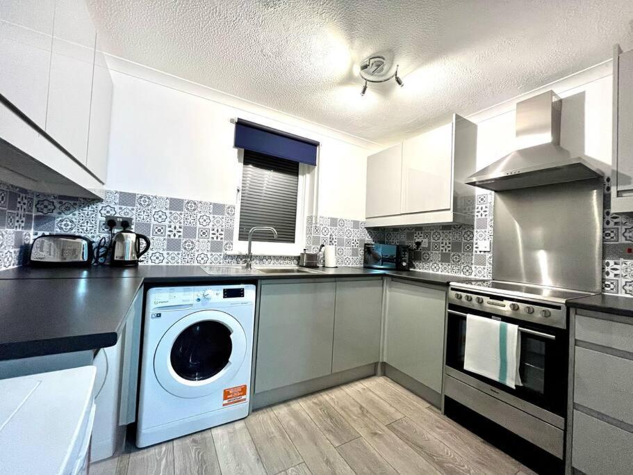 Fab Oxford City Centre Apartment Sleeps 6 With Exterior foto